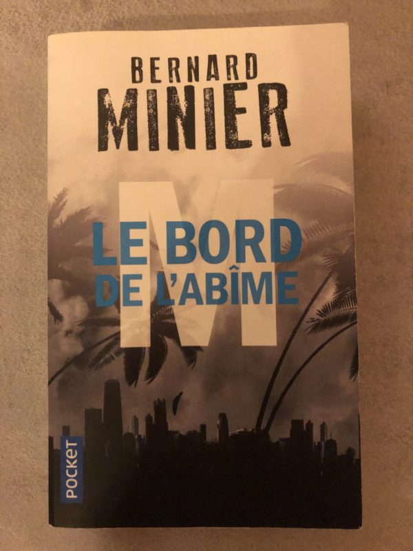 M : Le bord de l'abîme
